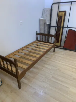 بسم الله  سرير فردي متين و سدة جديدة