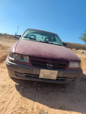 Used Opel Astra in Tarhuna