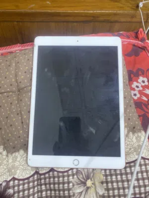 Apple iPad 8 32 GB in Basra