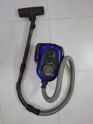Samsung 1800W Bagless Vacuum Cleaner – SC18M2120SB