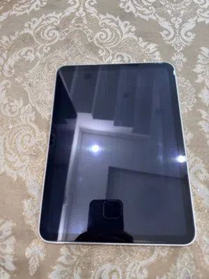 Apple iPad Air 11 Other in Basra