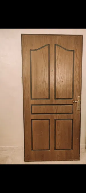 باب شقة رئيسي خشب