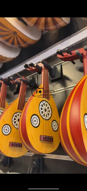 عود اطفال جديد مع حقيبه وريشه