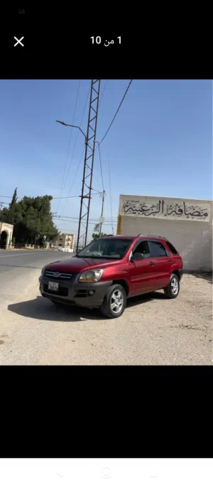 كيا سبورتاج نظيفة 2006
