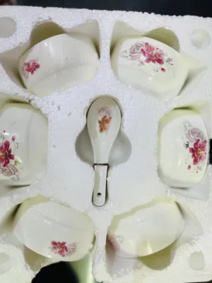 سيت كاسات شوربه فرفوري من 6كاسات و6 ملاعق