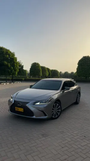 Used Lexus ES in Al Batinah