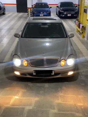 مرسيدس بنز e200