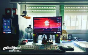 كمبيوتر مكتبي والدراسة للبيع