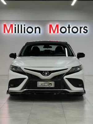 Used Toyota Camry in Muscat