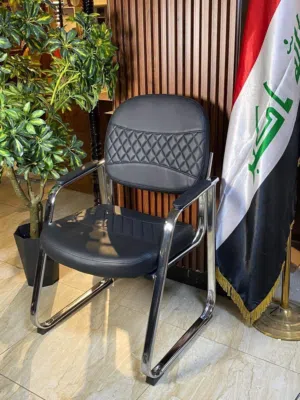 منشأ صيني جوزي وبيجي اسود. كرسي ثابت.  متوفرة التوصيل فقط بغداد