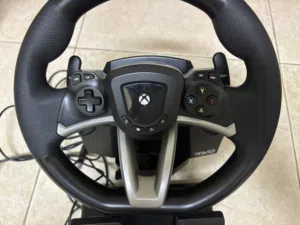 Hori steering wheel for xbox and pc with the box