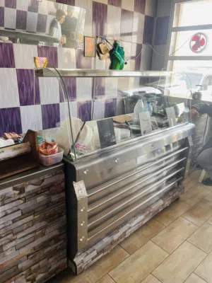 ثلاجه عرض بحاله الوكاله للبيع