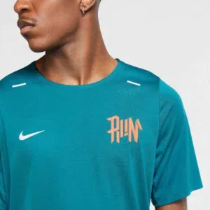 Original Nike Dri-FIT "Wild Run" Men's Running T-Shirt (Like New)