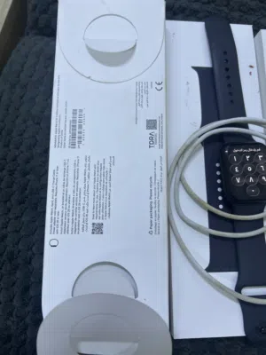 Apple Watch SE 40mm لون Midnight ساعة ابل