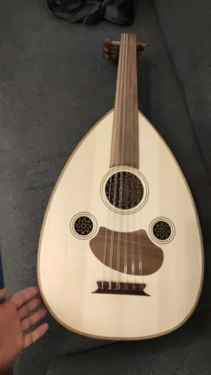 عود زرياب جديد