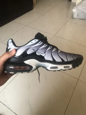 Nike tn grey 46