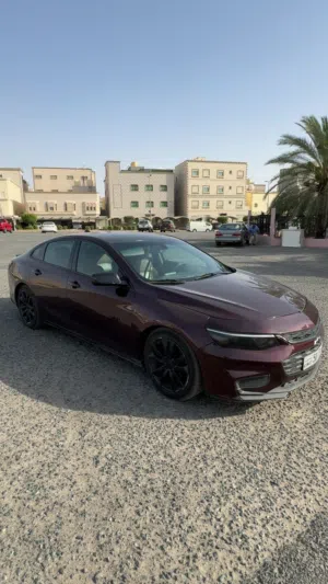 Used Chevrolet Malibu in Farwaniya