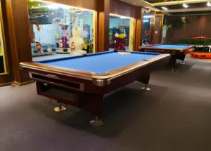 طاولة بلياردو مستورد حجم (8_9) قدم