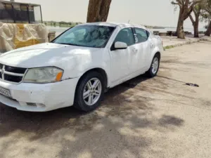 Used Dodge Avenger in Basra