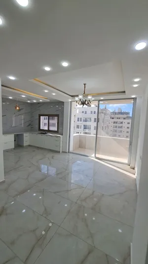 3 Bedrooms . 2 Bathrooms . 130 m20