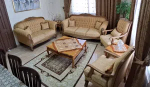 طقم كنب زان وطاولة سفرة للبيع واثاث منزل