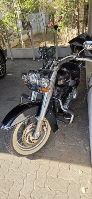 Harley Davidson Deluxe