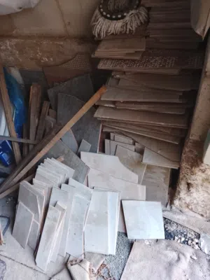 سيراميك مشكل  ومجلى وباب اكوديون للبيع للجادين