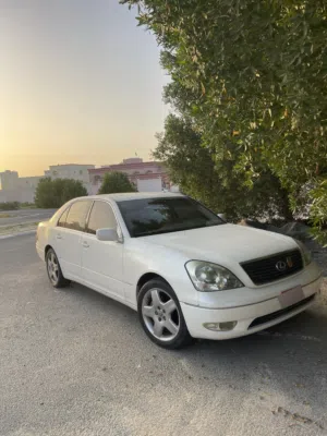 Used Lexus LS in Abu Dhabi