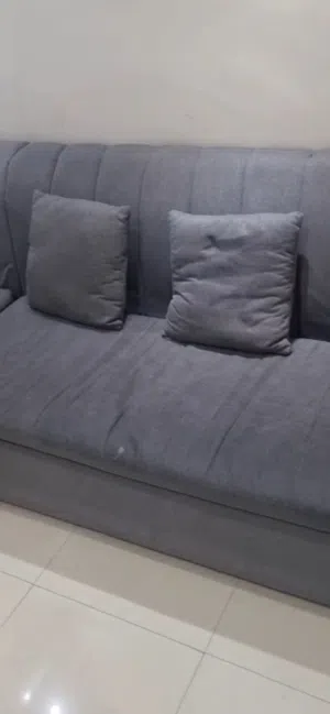 اثاث كنب بحالة جيدة وصالح للتنجيد