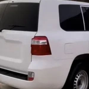 تويوتا لبوه 2014 مارشه عاديه باب تلاجه