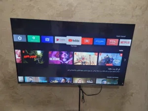 شاشة ذكية TCL شبه جديدة مستخدمه شهر واحد فقط
