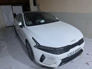 السلام عليكم سيارة k5 gt فول الفول للبيع  او المراوس بسيارة عاليه اقراء التفاصيل والمواصفات