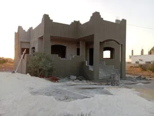 5 Bedrooms . 3 Bathrooms . 200 m22