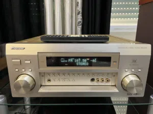 Pioneer VSX-D1011
