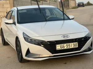 هونداي أفانتي 2023