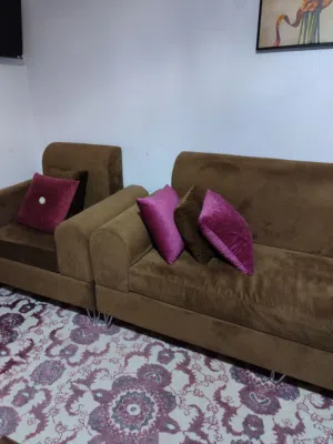 صالون للبيع استعمال نضيف