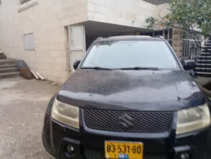 SUV Suzuki 4 wheel drive