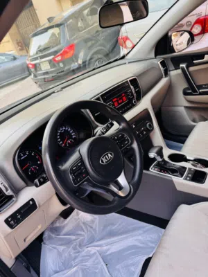 للبيع كيا اسبوتاج موديل 2019 صبغ وكاله بحاله الوكاله جديد