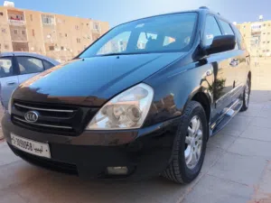 Used Kia Carnival MPV in Tripoli