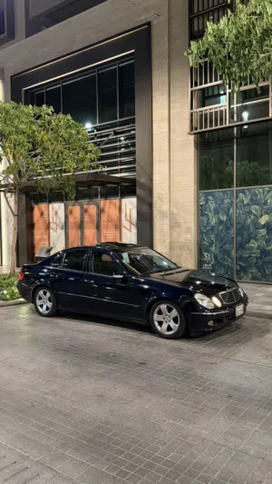 للبيع مرسيدس e500