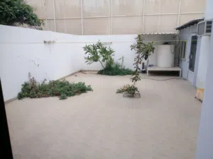 فيلا للإيجار في قلالي نصف مفروش ب 450