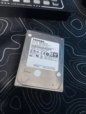 هارد ديسك 1 تيرا ( المواصفات بالوصف )