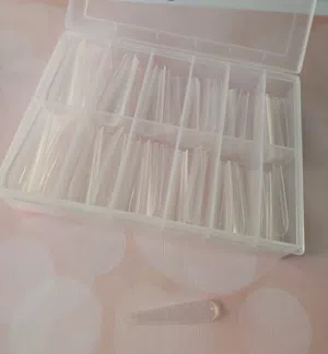 علبة قوالب الأظافر الاحترافية (Dual Forms)