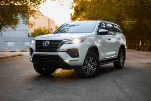 TOYOTA FORTUNER — 4X4 2021 FULL OPTION AGENCY MAINTAINED 7 SEATER