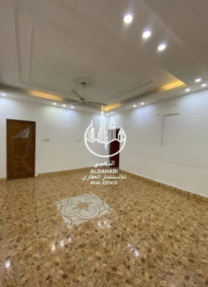 بيت طابقين للايجار في الطويسه