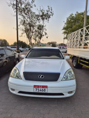 لكزس 430 بحاله ممتازه 2002