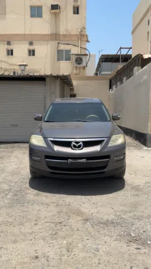 للبيع مازدا CX9 موديل 2008