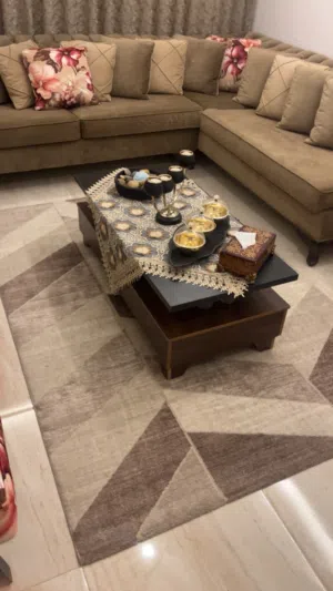 غرفة ضيوف كاملة للبيع بحال الوكالة