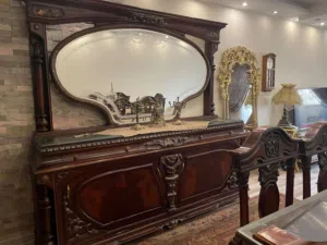 غرفة سفرة كاملة - مستعملة وبحالة جيدة