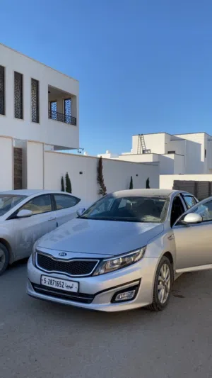 Kia k5 2014 تعرضت لحادت بسيط وتم تصليح وتحتاج الي كمبيو
